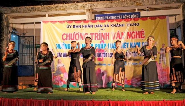 Khánh Hòa: Rộn rã tiếng cồng chiêng trong hội “đại đoàn kết” của đồng bào miền núi Khánh Vĩnh (13/11/2022)